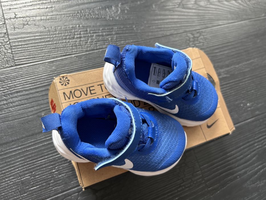 adidasi Nike bebelusi,marime 19.5