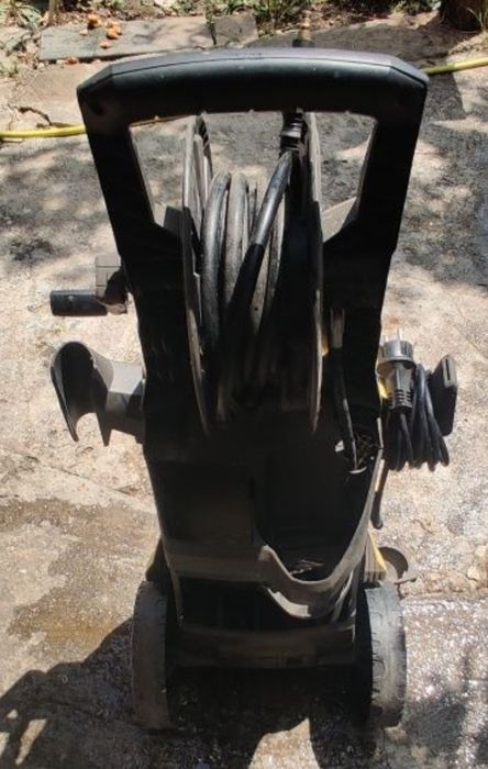 Karcher K4 Premium (made în Italia) cu rolă de strângere şi furtun ~7–
