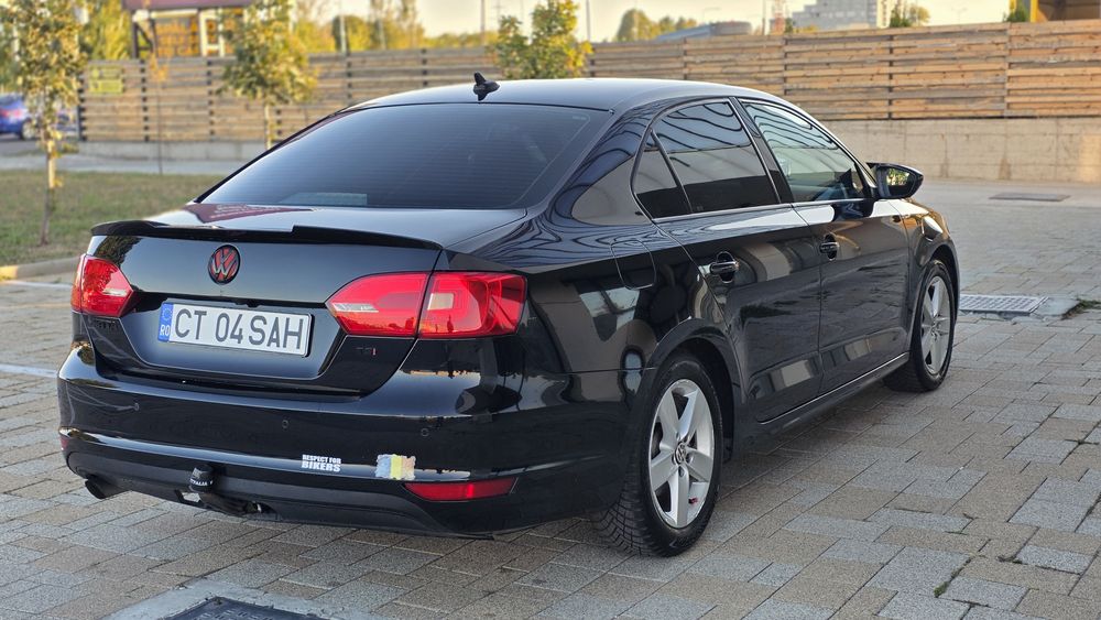 VW Jetta 1.2 TSI 4cyl