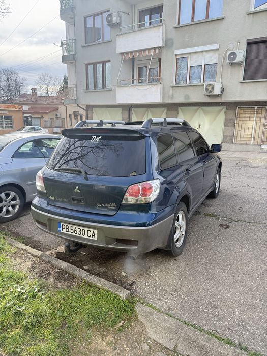 Mitsubishi outlander 2.0 на части или цял