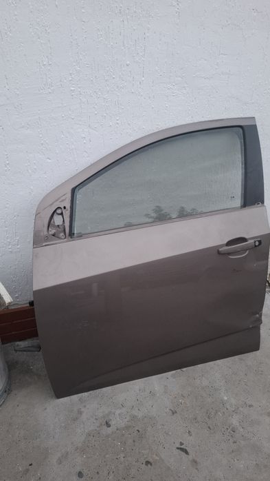 Продам левый дверь шевроле авео