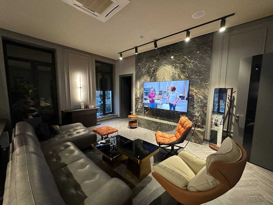 Сдается в аренду офис 640м2 Ор-р Ц-1 , Bon кафе