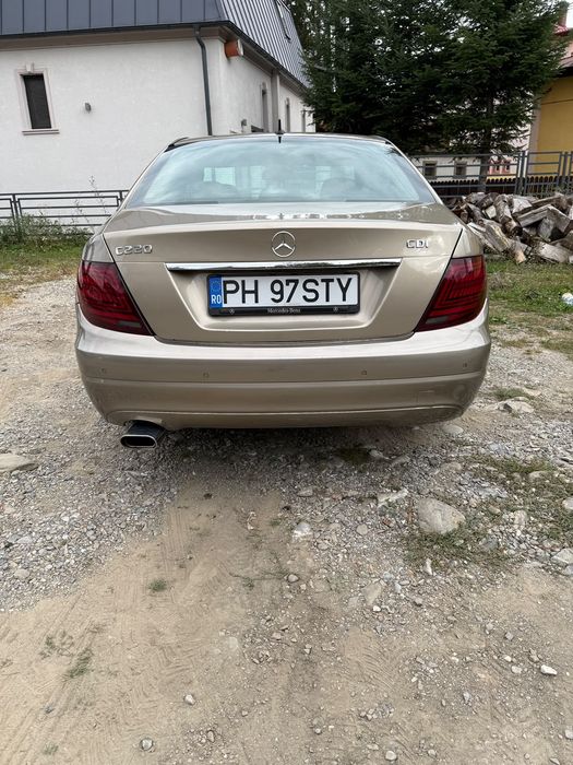 Vând w204 mercedes