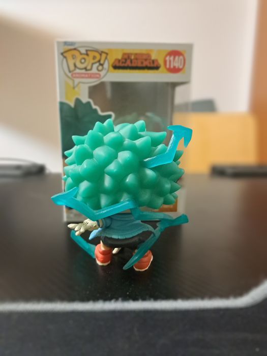 Funko pop Izuku Midoriya deku, glow in the dark special edition