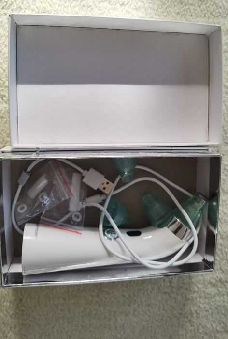 Aparat de îngrijire a pielii vacum