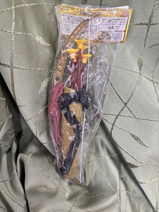 Игрушки все по 500 тенге