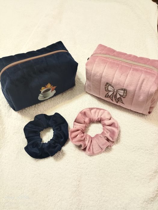 Косметичка+ резинка шашқа арналған.