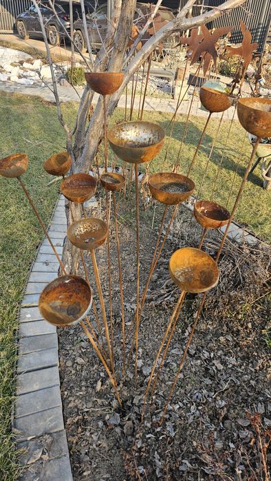 Садовый декор из металла