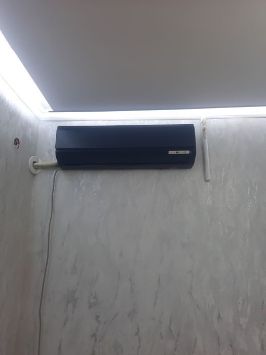 4 mavzeda 1 qavatda 3 xonali uy sotiladi