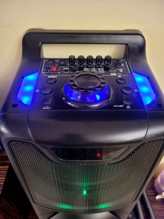 Караоке колона голяма с 2 бр. микрофона