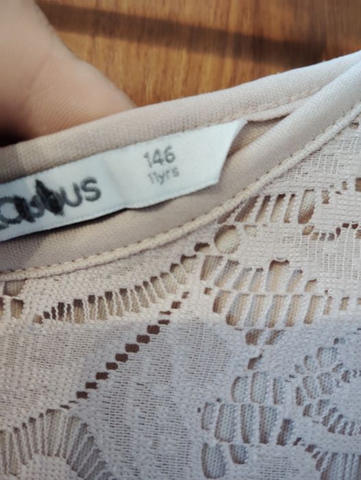 Красива рокля 146р-р