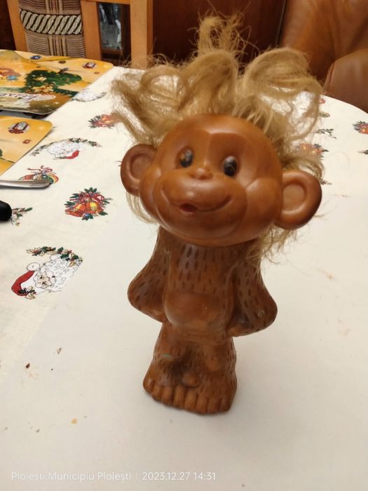 Jucărie veche de cauciuc