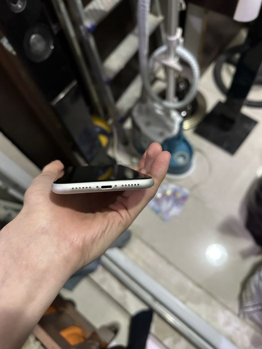 Продам айфон 11 iphone 11
