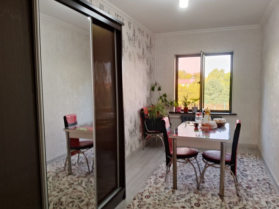 СРОЧНО.Продается 5-х кв на Юнусабад 15-й 112 000 y.e. договорная