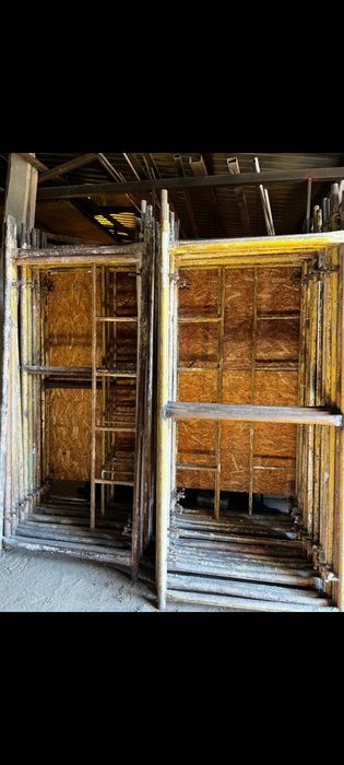 Леса строительные