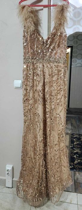 Официални рокли L размер