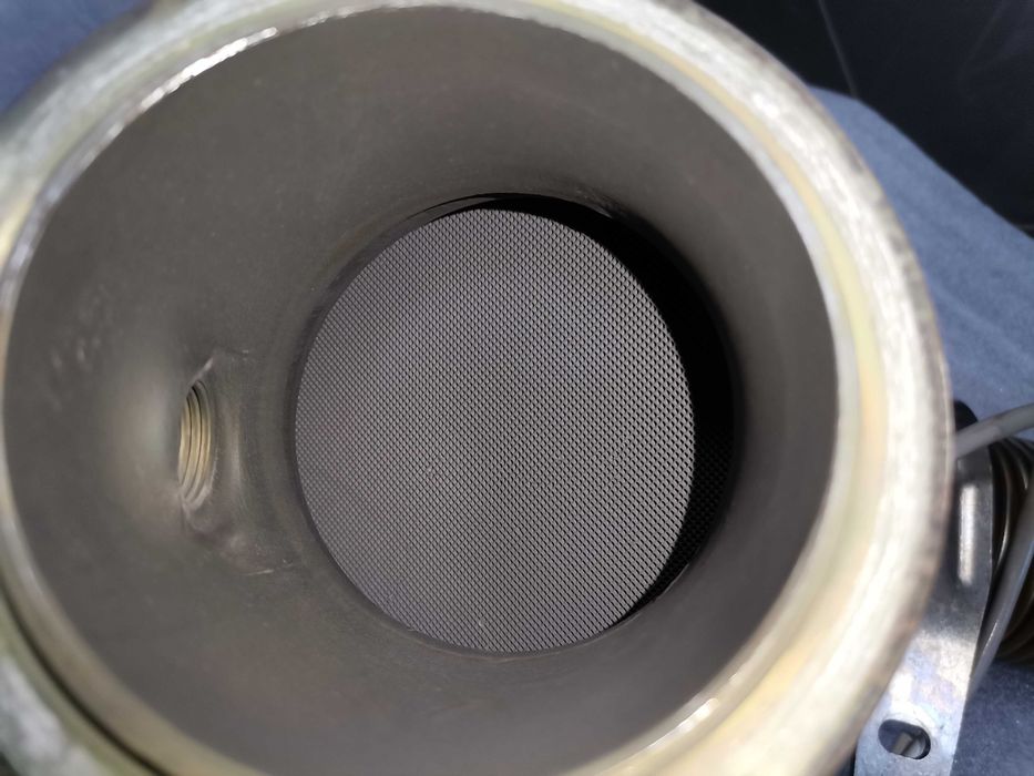 9502218  Нов К-т Катализатор S63 BMW M5 F90 M8 F91 X5 F95