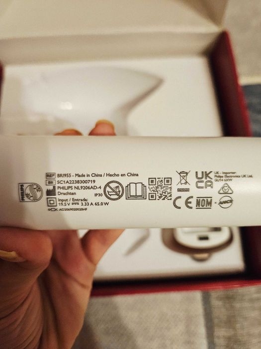 Epilator cu laser Philips Lumea 8000