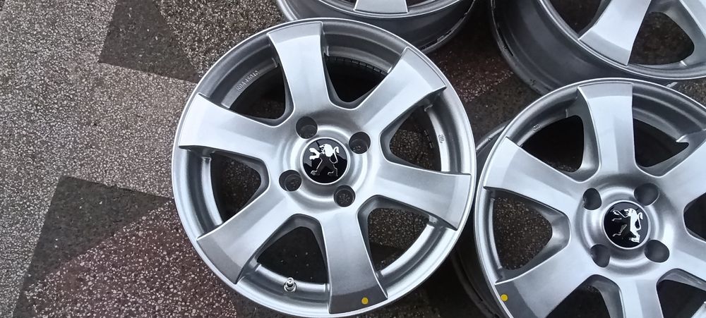 Нови Пежо Ситроен 4×108 15 цола Ет 25  6 1/2 J 65.1 ц.отвор