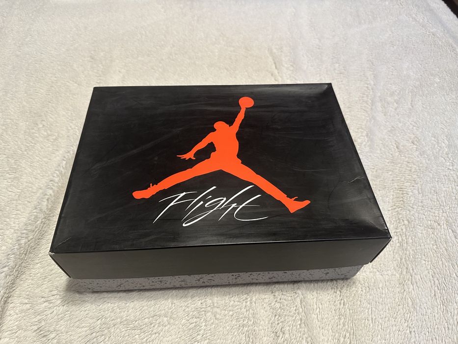 Air Jordan 4 Retro Green Glow