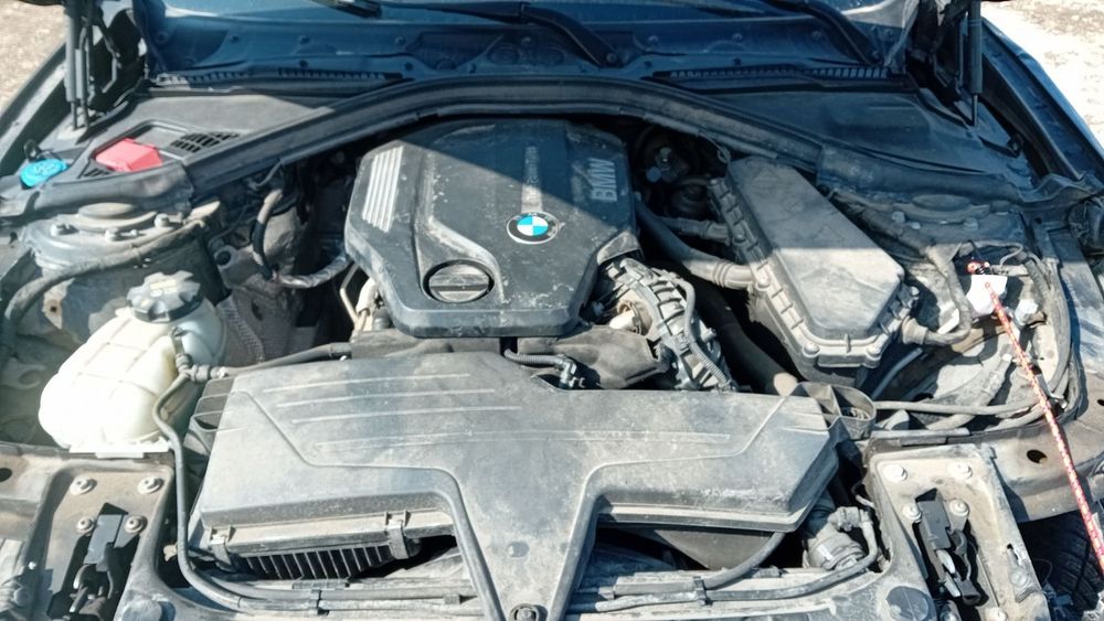 Bmw 320 x drive 2017 dezmembrez