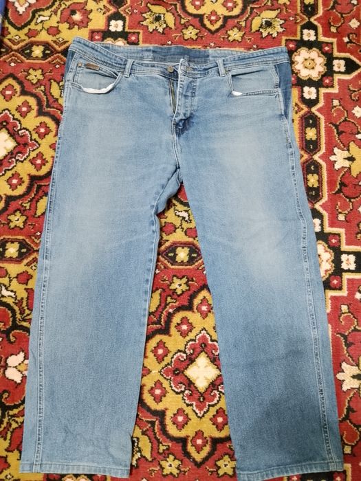 Оригинальные джинсы Wrangler (Straight Fit)