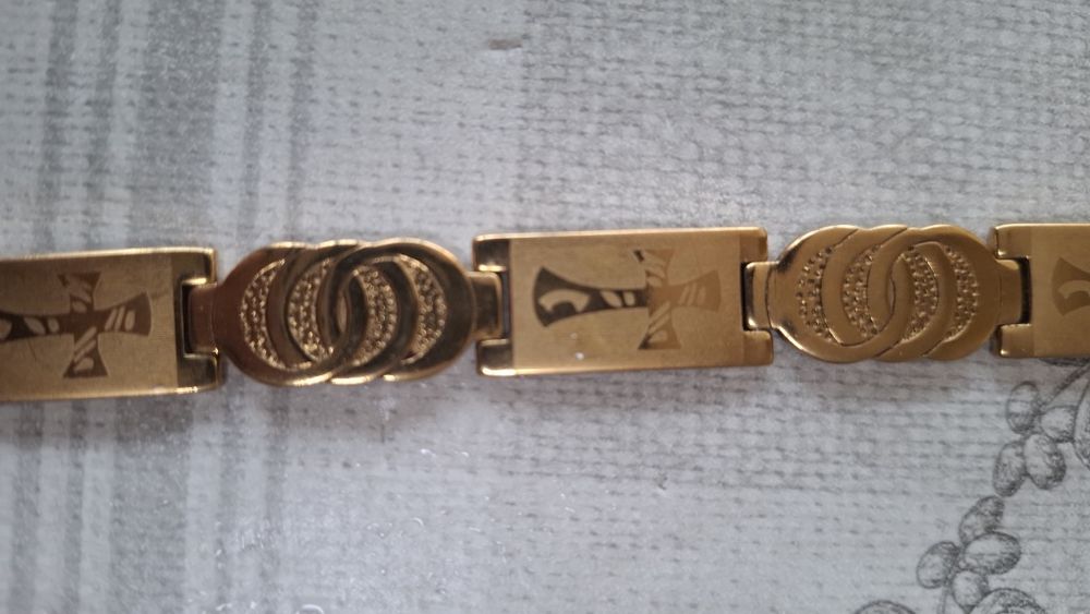 Ланец  кръст и гривна