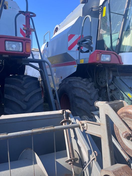 Продам два комбайна Вектор 410