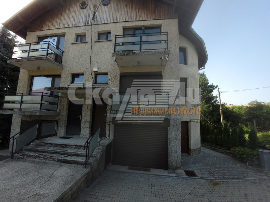 Продава се Къща в София, Люлин 10 - 200 кв.м за 1250 €/кв.м - Снимка #1