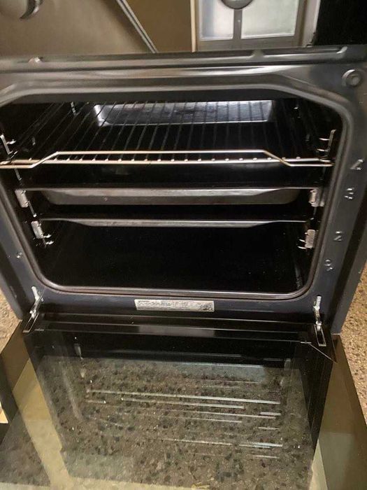 Фурна за вграждане Gorenje BO637ORAB, 67л, енергиен клас А