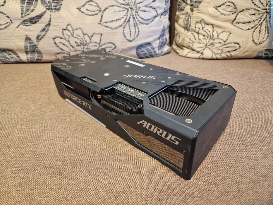 Vand placa video GIGABYTE AORUS GeForce RTX 3070 Ti MASTER