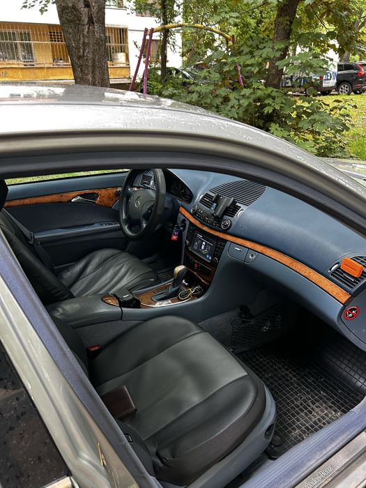 Mercedes w211 2.2CDI Elegance 150kc.++