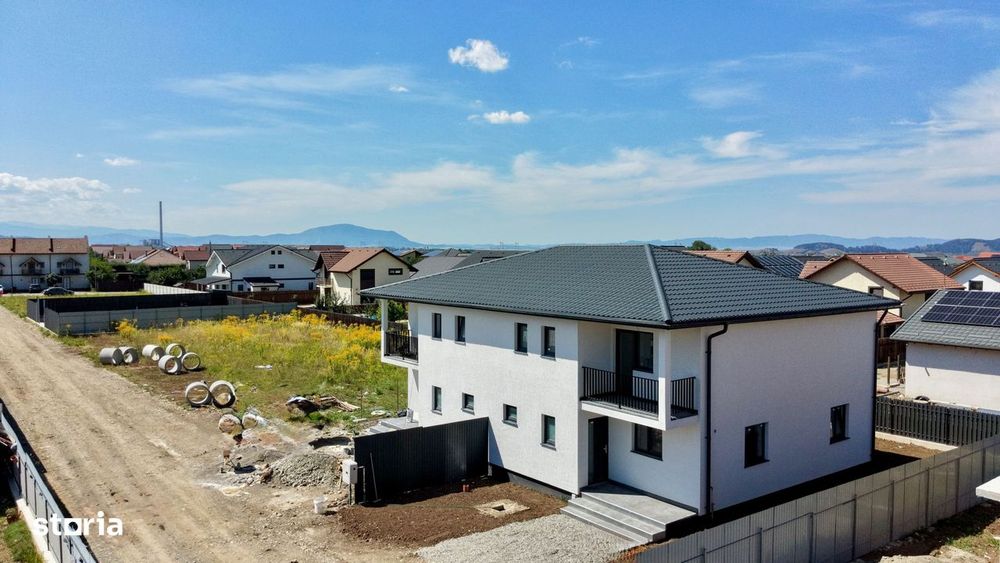 De Vânzare Duplex În Cartierul Izvor