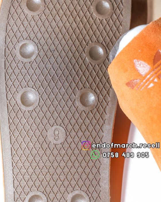 Slapi Adidas Adimule