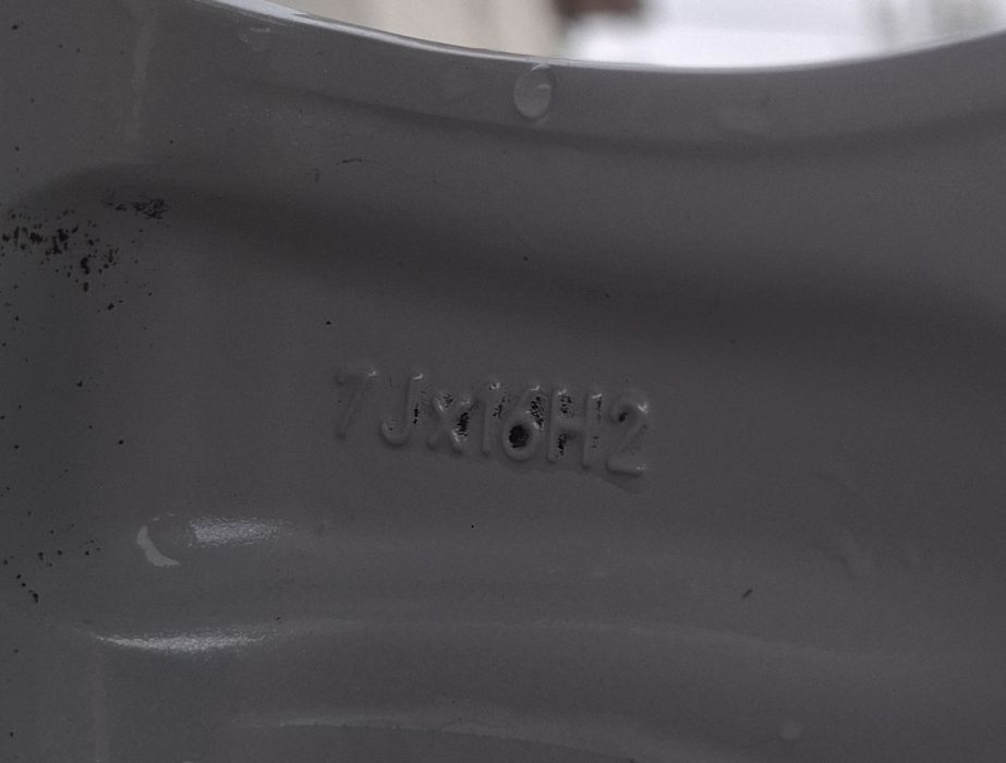 Jante BMW in stare bună.