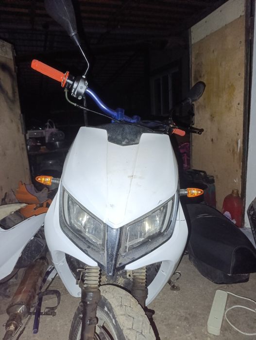 Продам м8 за 80 к торг