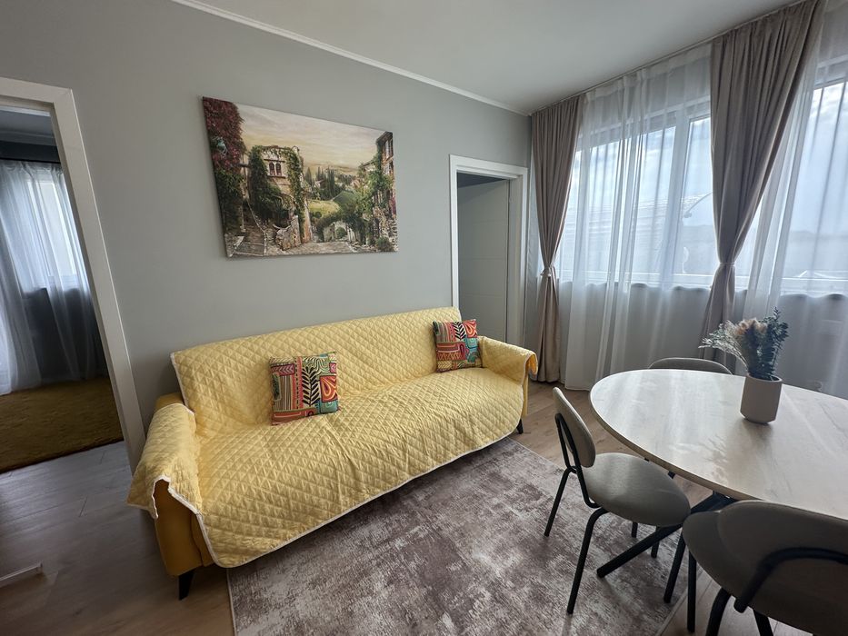 Apartament NOU,Terasă panoramică 54 mp,View spre Hoia Dealurile Clujului,Parcare  subterana, 15 min Untold,Prima inchiriere