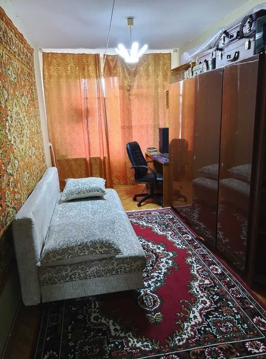 Продам 2х комн кв Молдагулова 5мкр