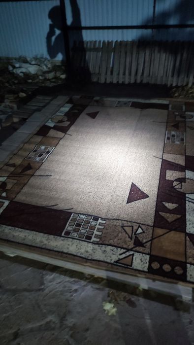 Ковер 190x290см продам