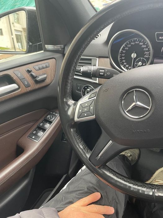 Mercedes ML350cdi,2015g