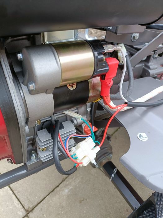 Motocultor Weima WM 1100BE(KM)-6 viteze cu diferențial + freză tractat