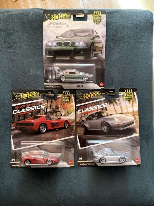 Pachet hot wheels.