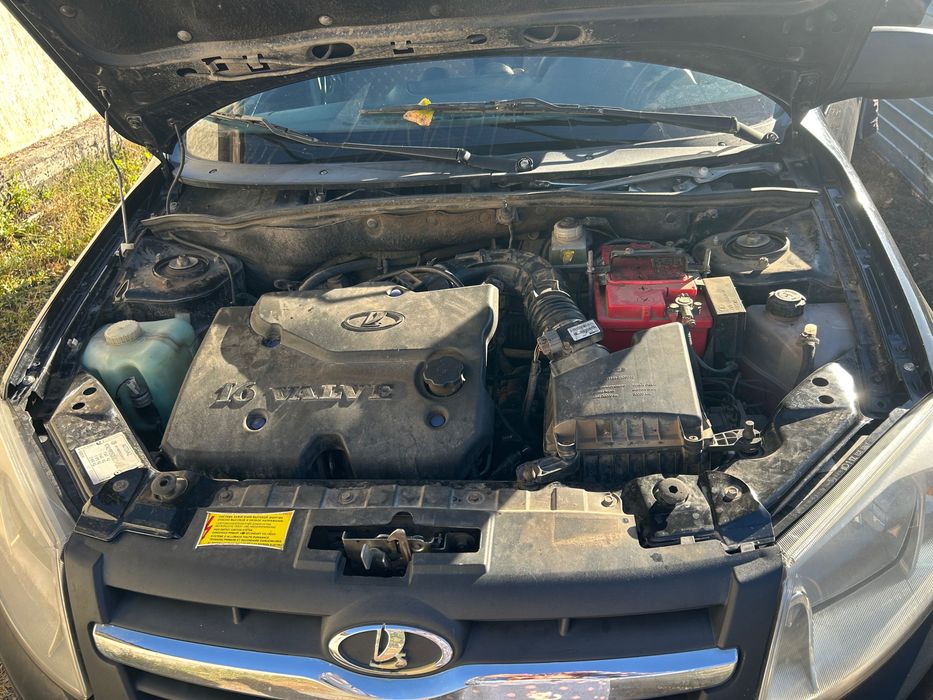 Машина Лада Гранта