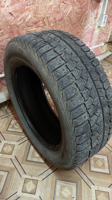 продам 4 шт зимних шин б/у