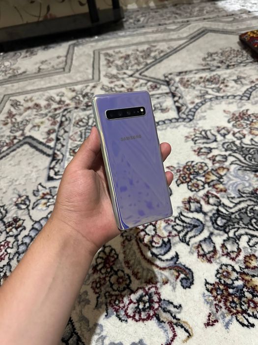 Продается Samsung S10 5G в отличном состоянии
