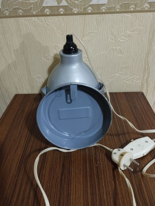 Лампа -подсветка