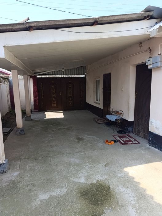 Уй сотилади бектемир пост олдида.