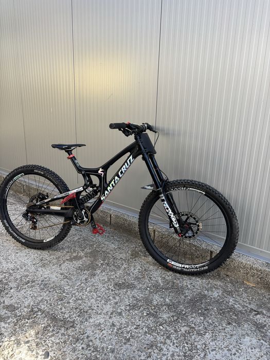 Колело Santa Cruz V10 carbon DH