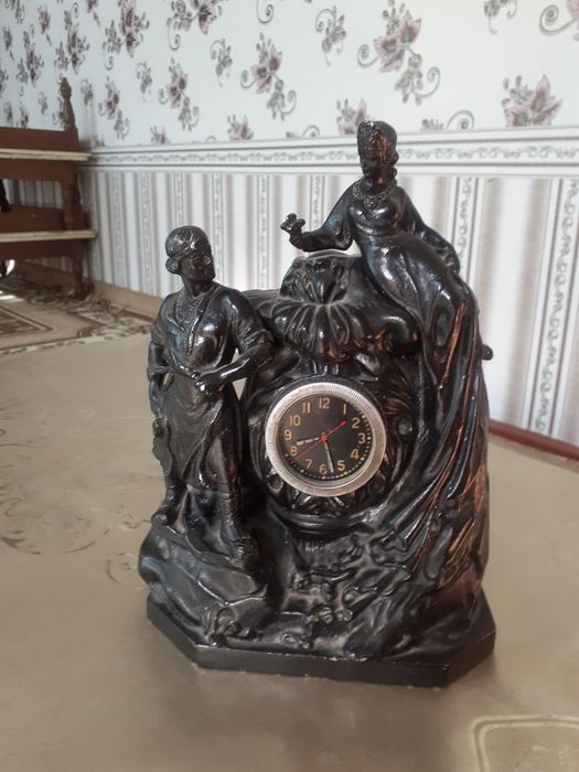 Часы антикваиат механические