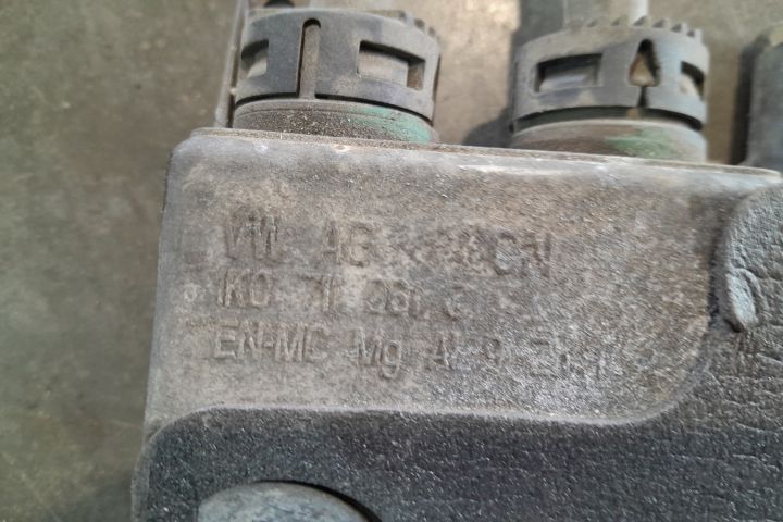 Timonerie cutie de viteza 1K0711061C 1K0711061C Volkswagen VW Golf a